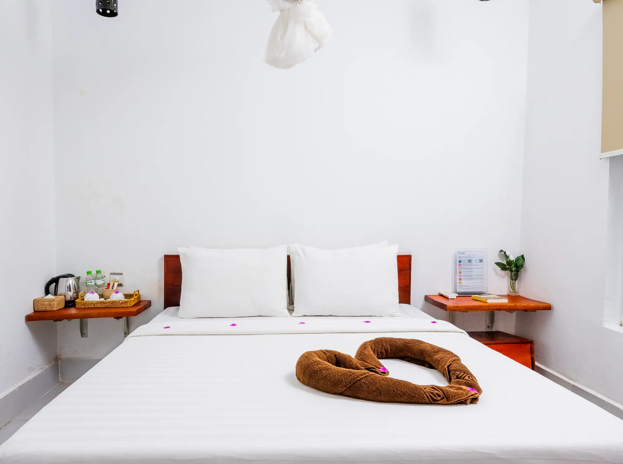 Double Room - Image 3