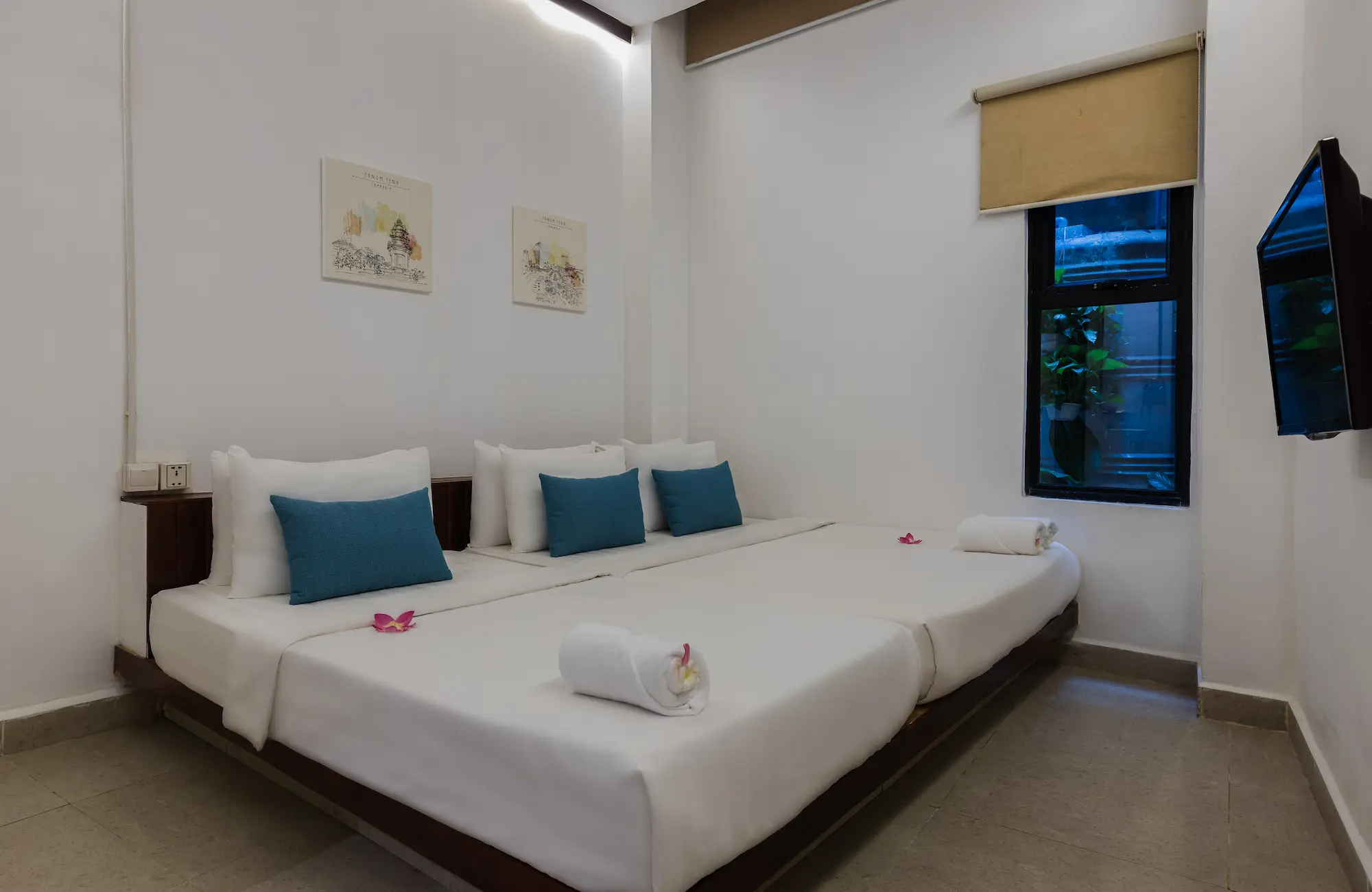 Deluxe Room - Image 1