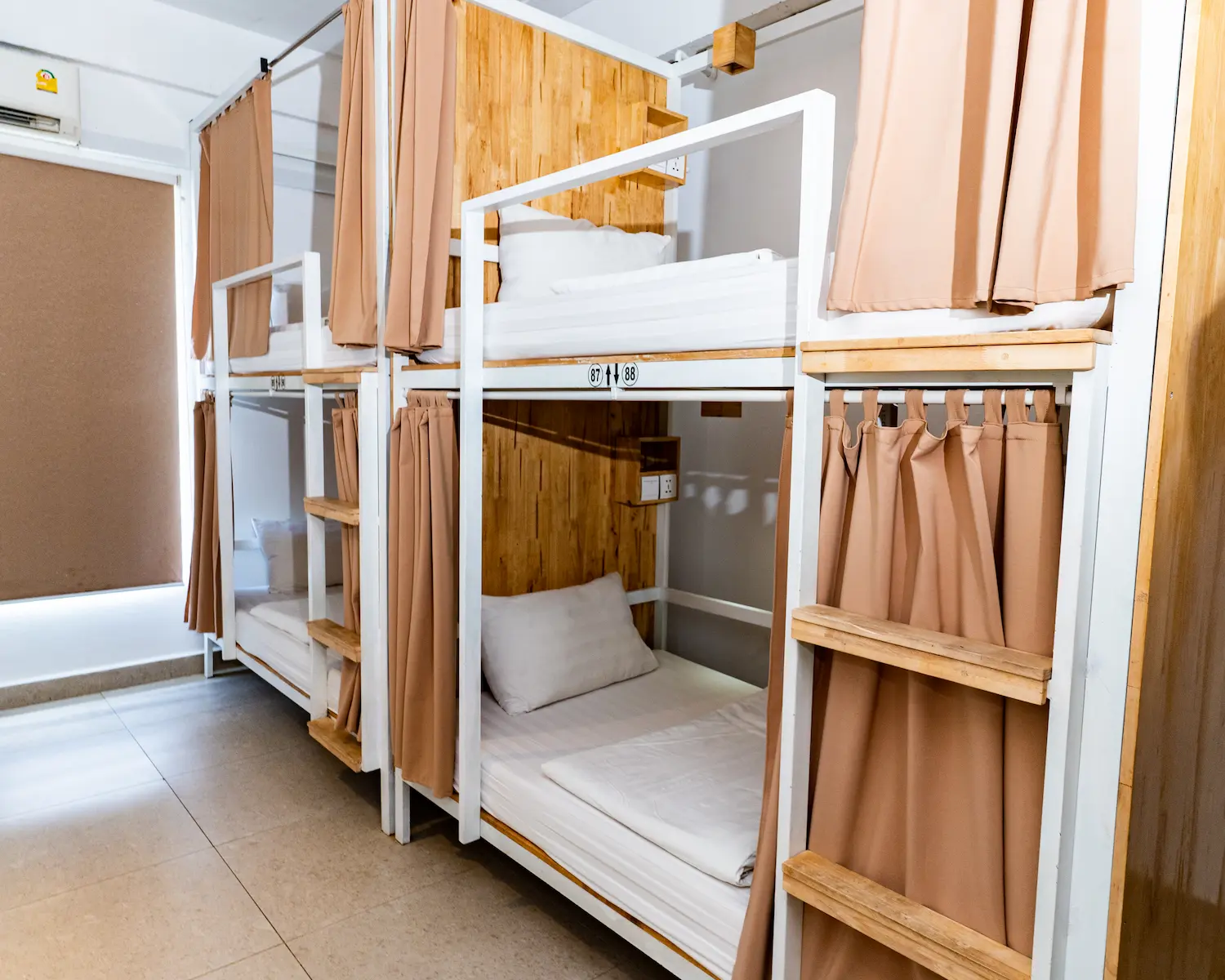 10 Bed Dormitory Room - Image 1