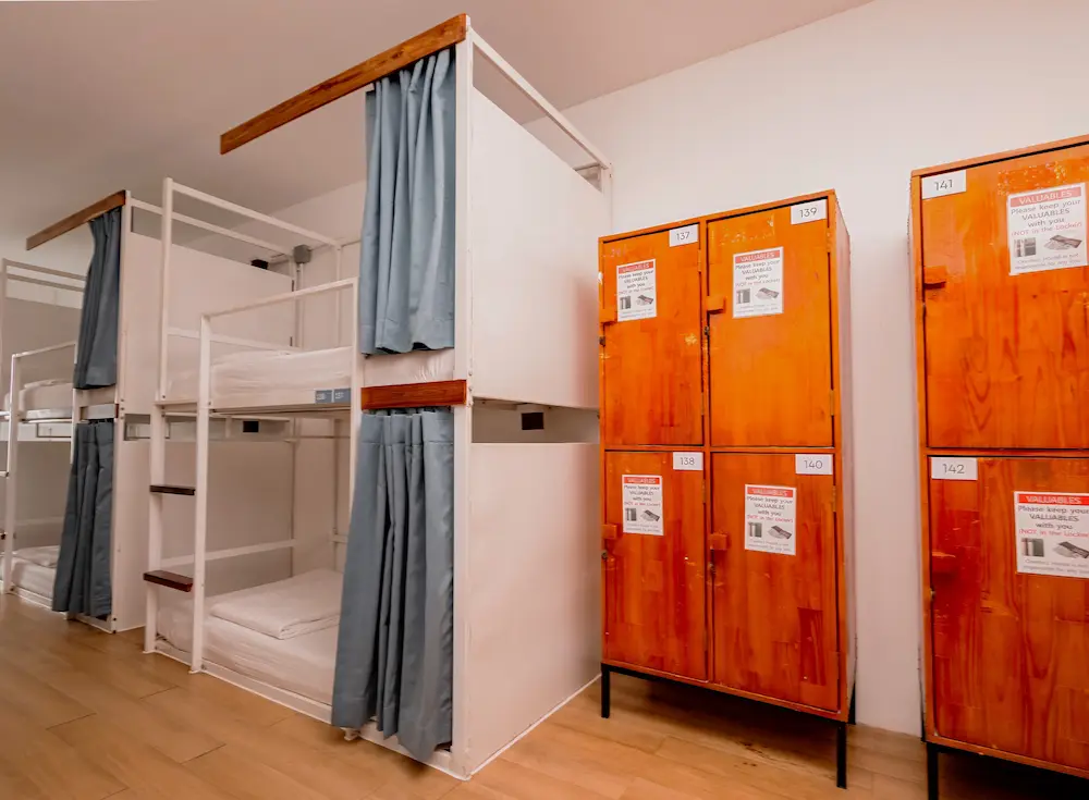 12 Bed Dormitory Room - Image 4
