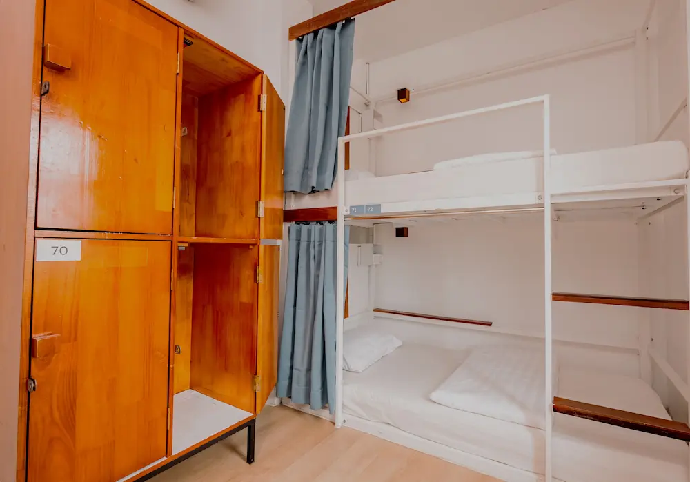 4 Bed Dormitory Room - Image 2